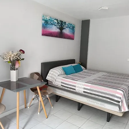 Apartamento Estudio Emma *